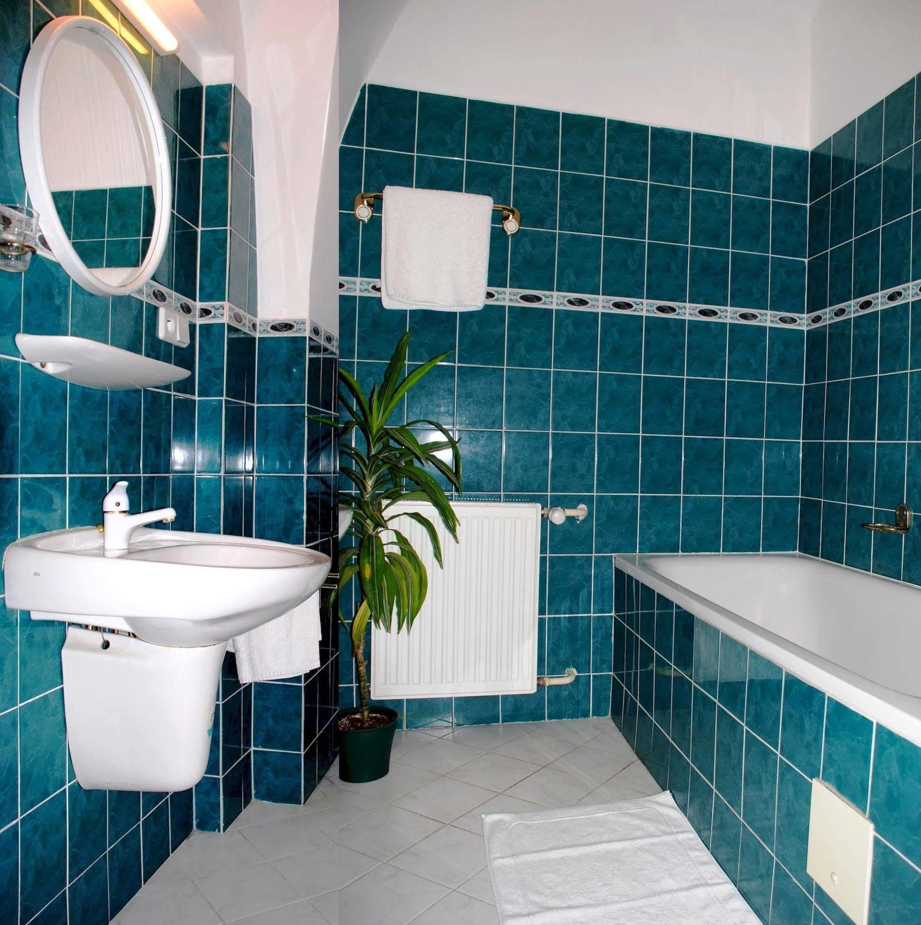 Hotel Zlaty Kohout Mladá Boleslav Exteriör bild